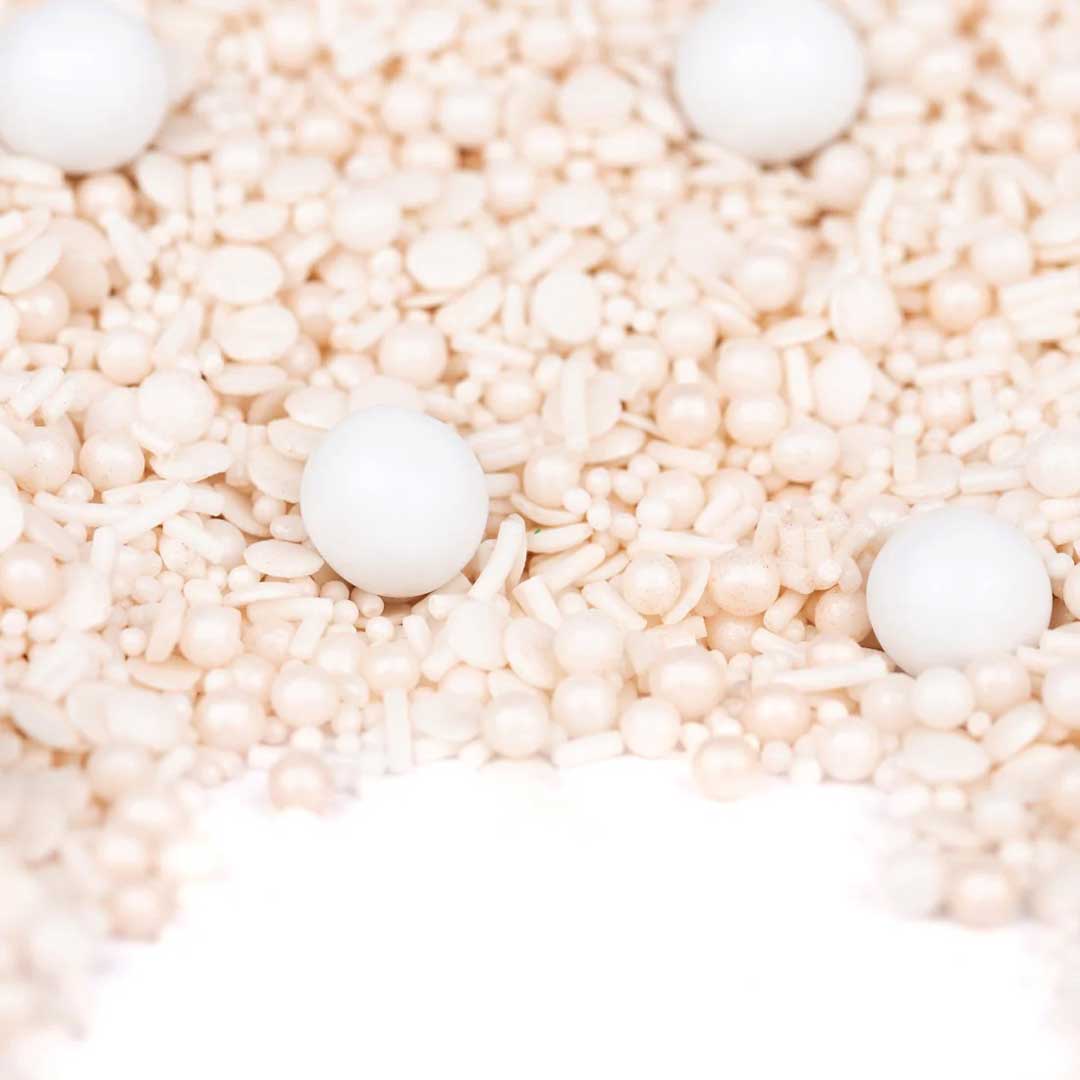 Weiße Super Streusel mit Schokokugeln