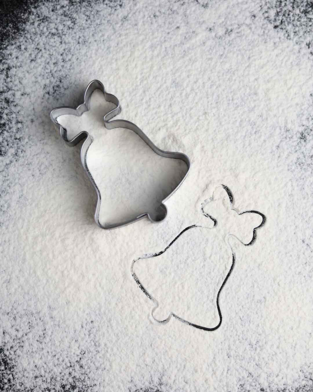 Edelstahl Keksausstecher Glocke Masche Form Österreich