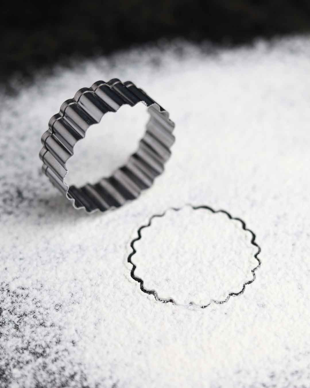 Linzer Ausstecher Edelstahl Rund gezackt